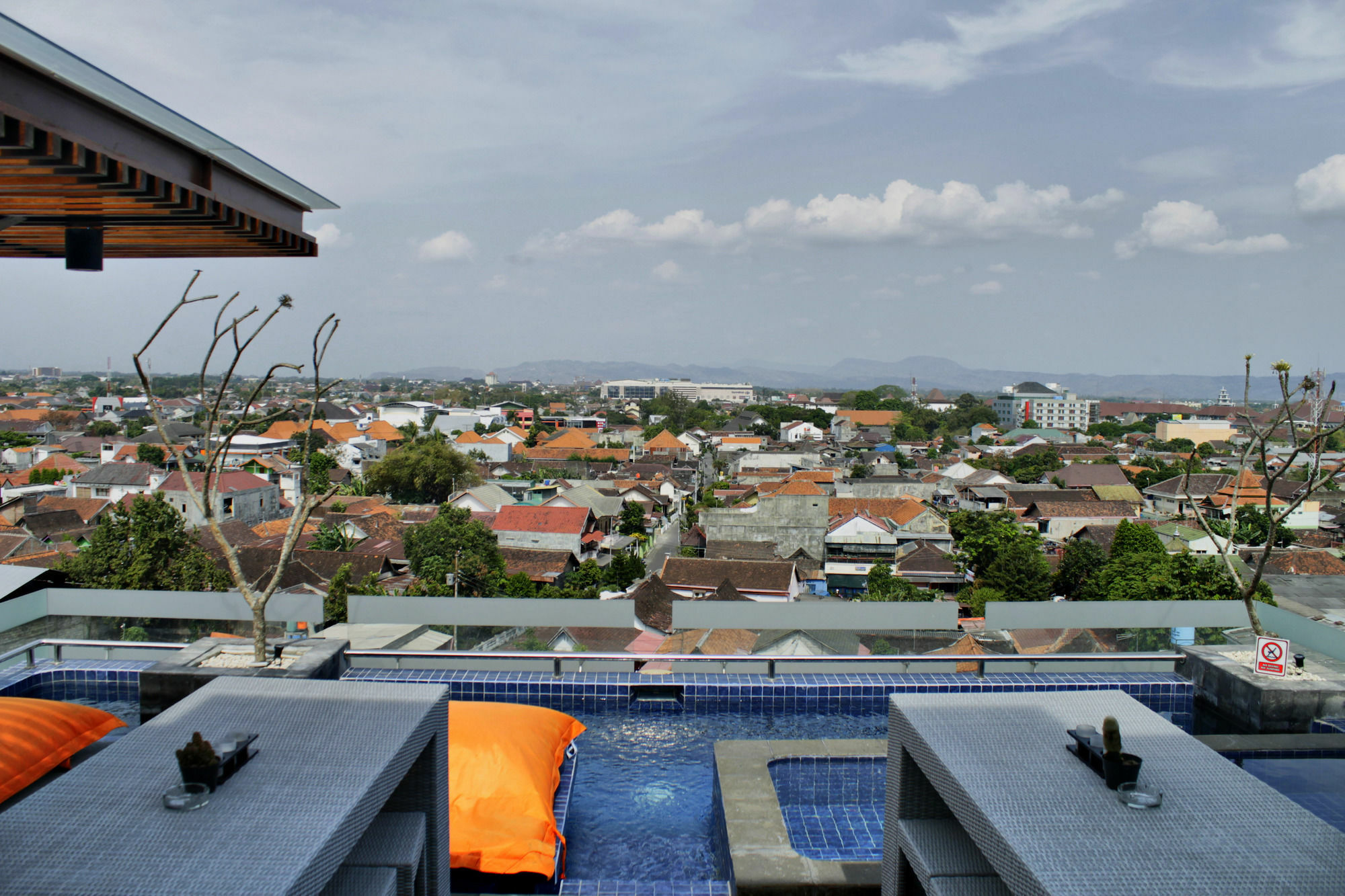 The Edelweiss Hotel Yogyakarta Buitenkant foto